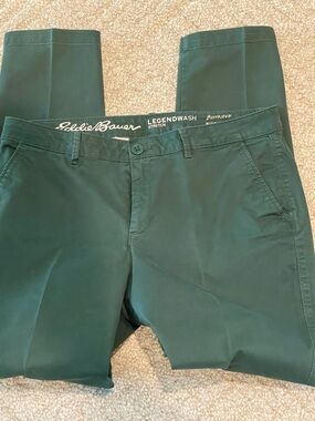 Eddie Bauer Legend Wash Boyfriend Mid rise Pant Women’s Sz 10 Slim Green Emerald